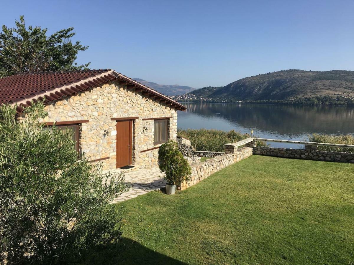 The Little Stone House By The Lake Кастория Экстерьер фото